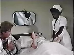 A porra da vídeo de pornô com as brasileirinhas bunda está lentamente envolvida em esportes