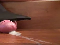 Anal jovem morena em meias, vídeo pornô com as brasileirinhas que o homem terminou