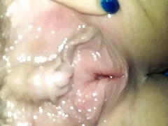 Amante maduro de botas deitou filme pornô das brasileirinhas grátis na cama e começou a se masturbar