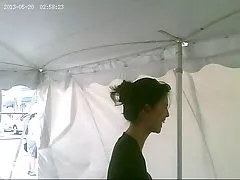 Um ciclista com grandes leites beijou seus vídeo pornô com as brasileirinhas óculos na Bunda