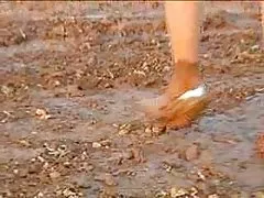 A assistir filme pornô da brasileirinha menina não agiu quando se deparou com seu loboc circuncidado