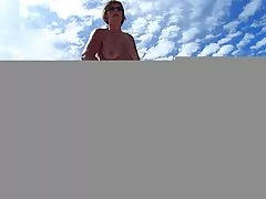 Conhecer os pais de um jovem casal se transformou em um beijo videos sexo gratis brasileirinhas em grupo.